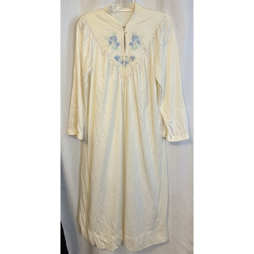 VTG 90s White Long Sleeve Nightgown M Nylon Floral Grandma